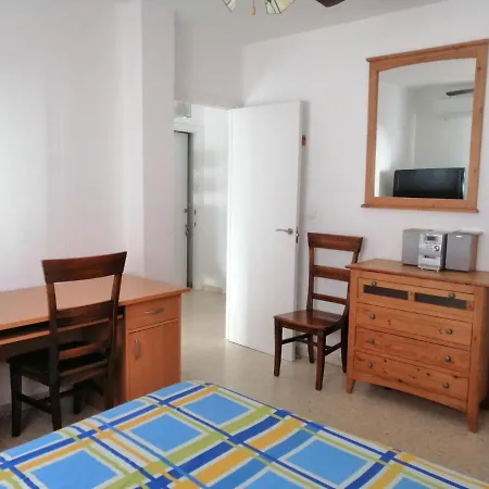 Vakantiehuis Unifamiliar Adosada Con 3 Y 110m2 *