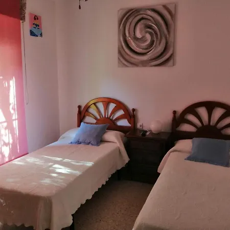 Unifamiliar Adosada Con 3 Y 110m2 *