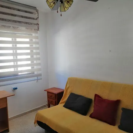 Unifamiliar Adosada Con 3 Y 110m2 Vakantiehuis