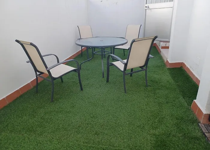 Unifamiliar Adosada Con 3 Y 110m2 Ronda